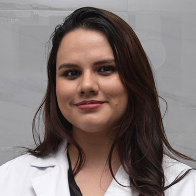 Dra. Andrea Cristina Barrientos Roque